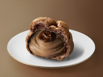 プレミアムショコラのシュークリーム