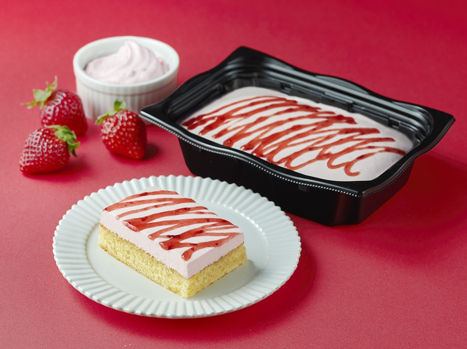 ＩＣＨＩＢＩＫＯ・たっぷりクリームの苺ケーキ