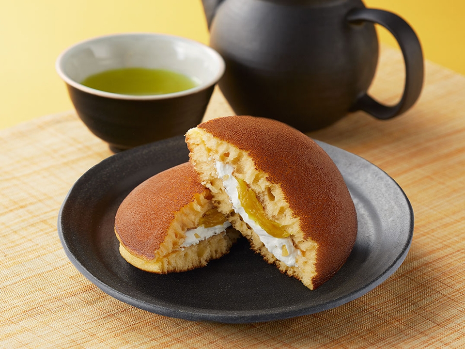 【わスイーツ】ふんわりどら焼・栗&ホイップ